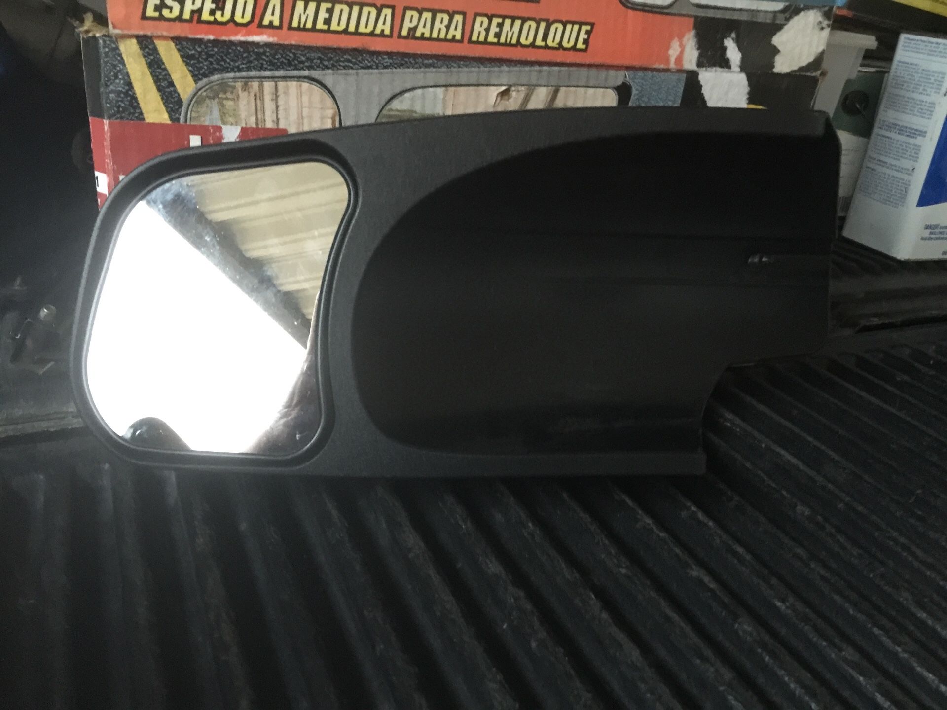Custom towing mirror