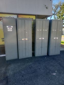 Free shop Lockers