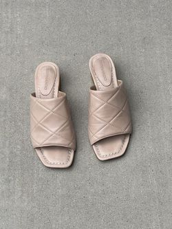 Bernardo Sandals