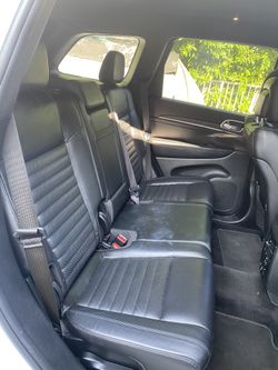 2021 Grand Cherokee Limited X Left And Right And Rear Complete Seats. 
