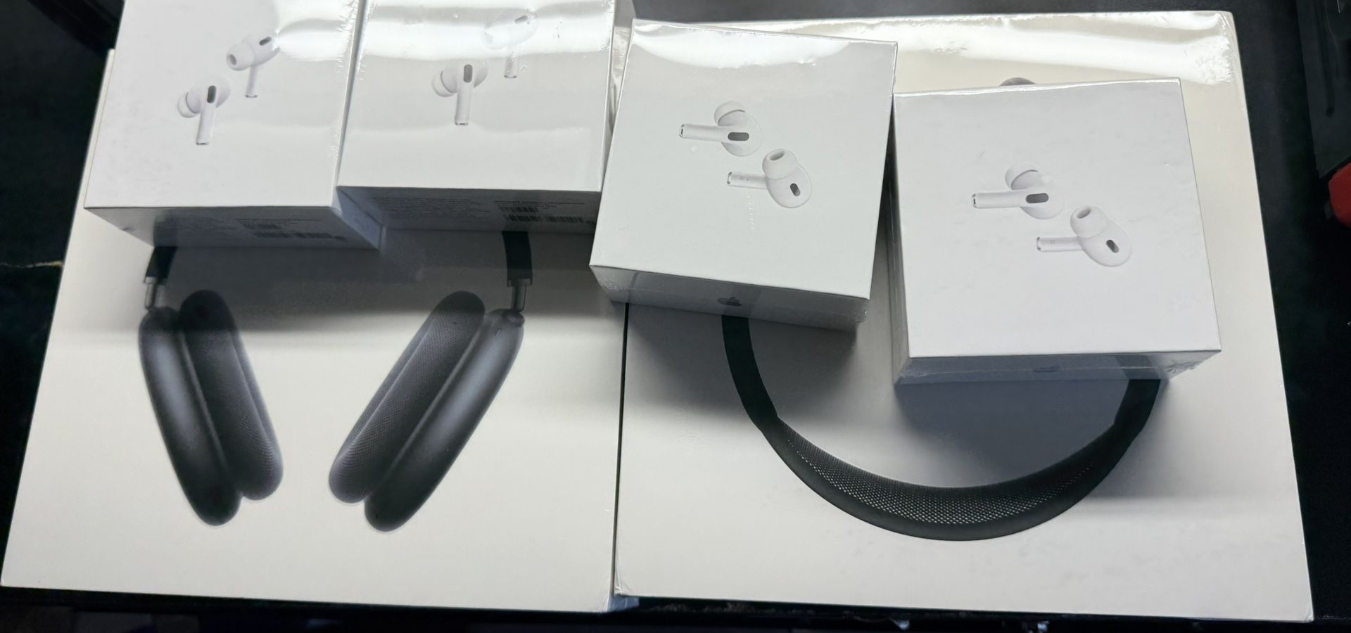 Airpods & Apple Airpod Max