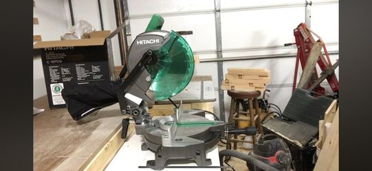 Itachi With Folding Table