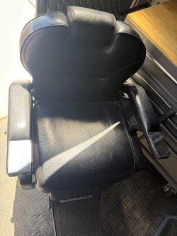 Barber chair