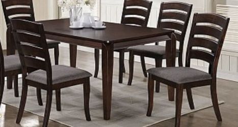 Dining table set