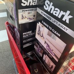 Brand New Shark Navigator NV586