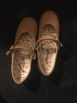 Girls tap shoes size 13 1/2