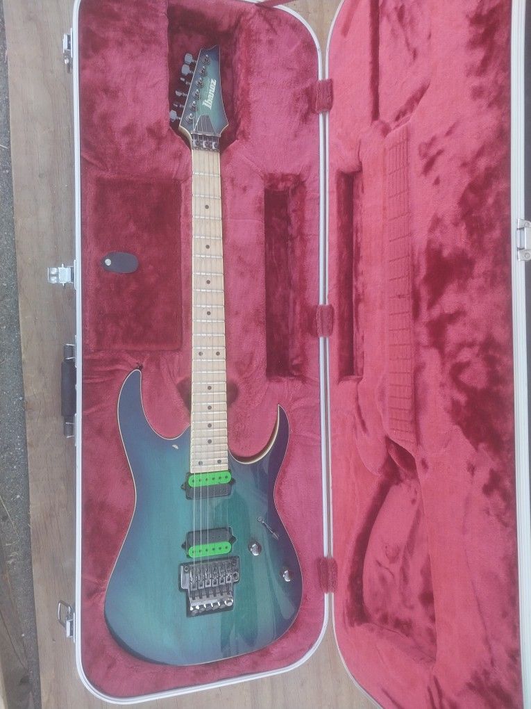 Ibanez Prestige Guitar With hardshell Case
