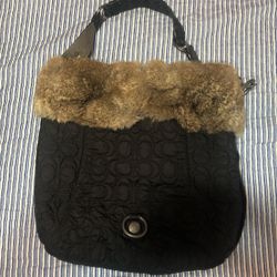 Gorgeous Coach Shoulder Bag