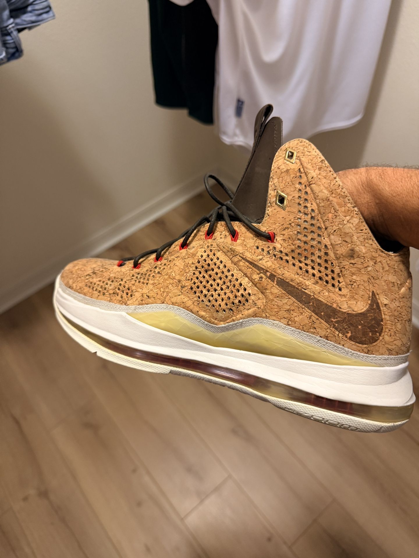 Lebron 10 EXT Corks