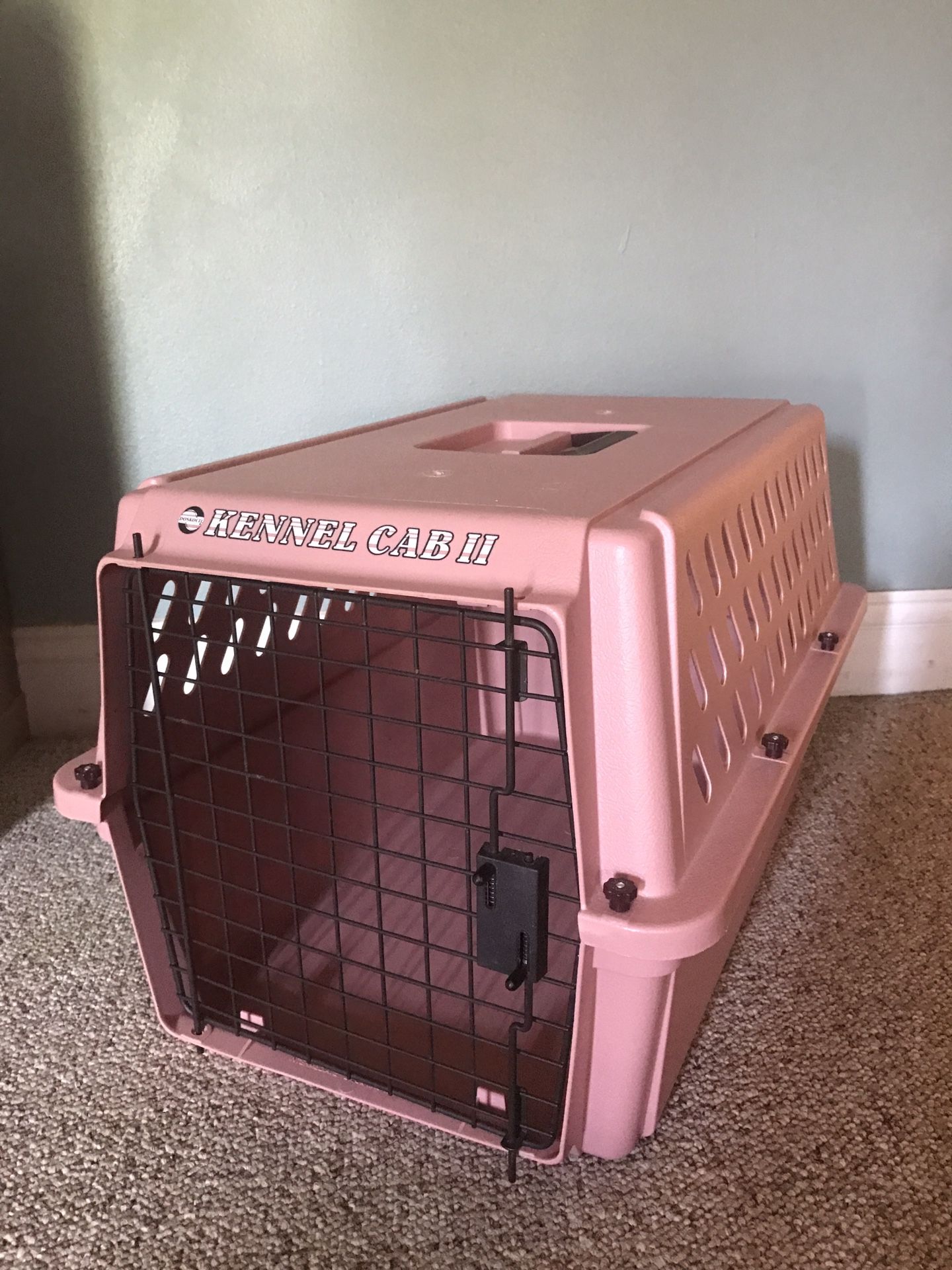 Kennel Cab Pink Medium Dog Crate $25