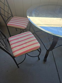 Comedor, mesa con sillas