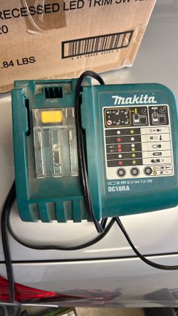 Makita 18 volt charger