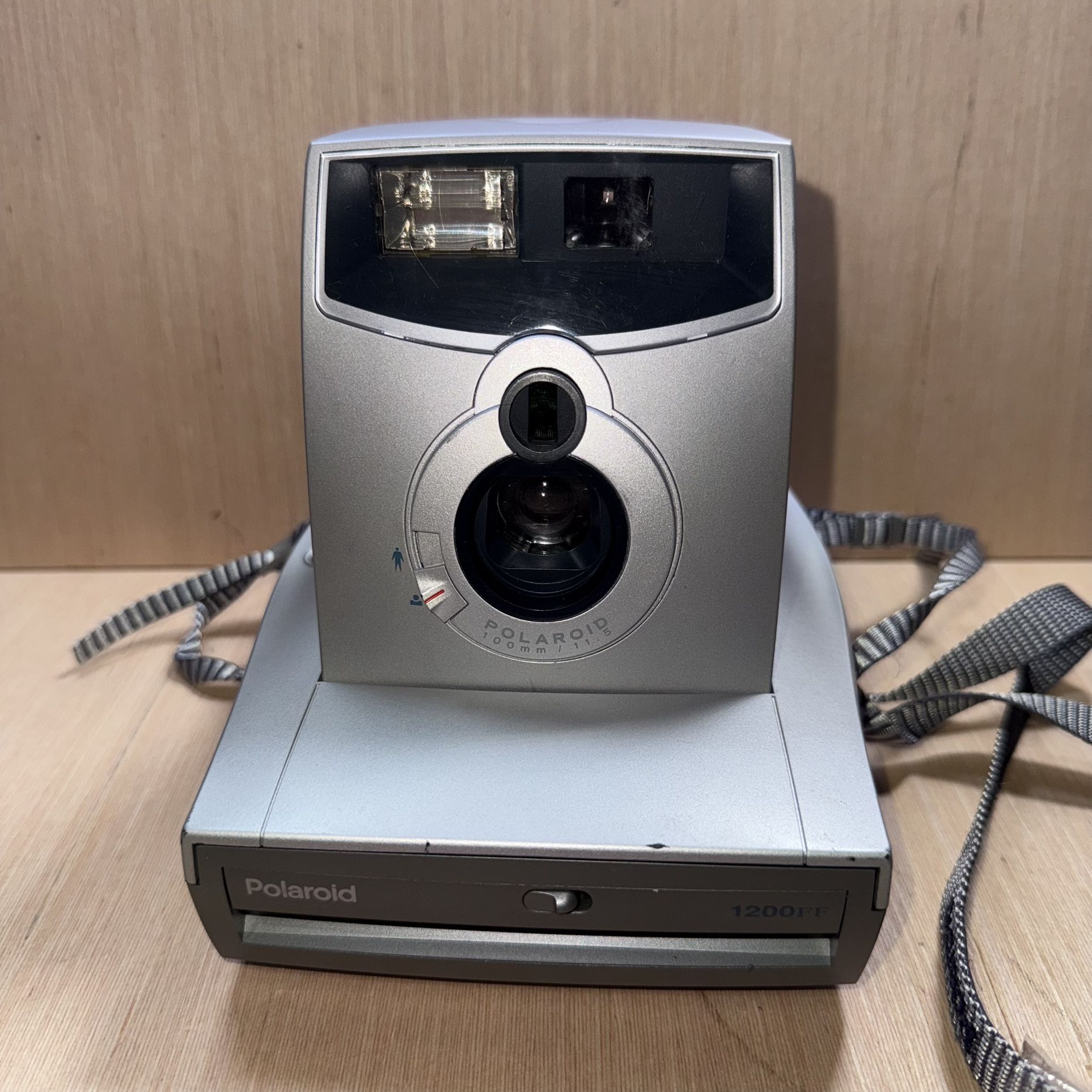 Polaroid 1200FF 100mm Instant Film Camera w/Strap UNTESTED Preowned No Film!!  