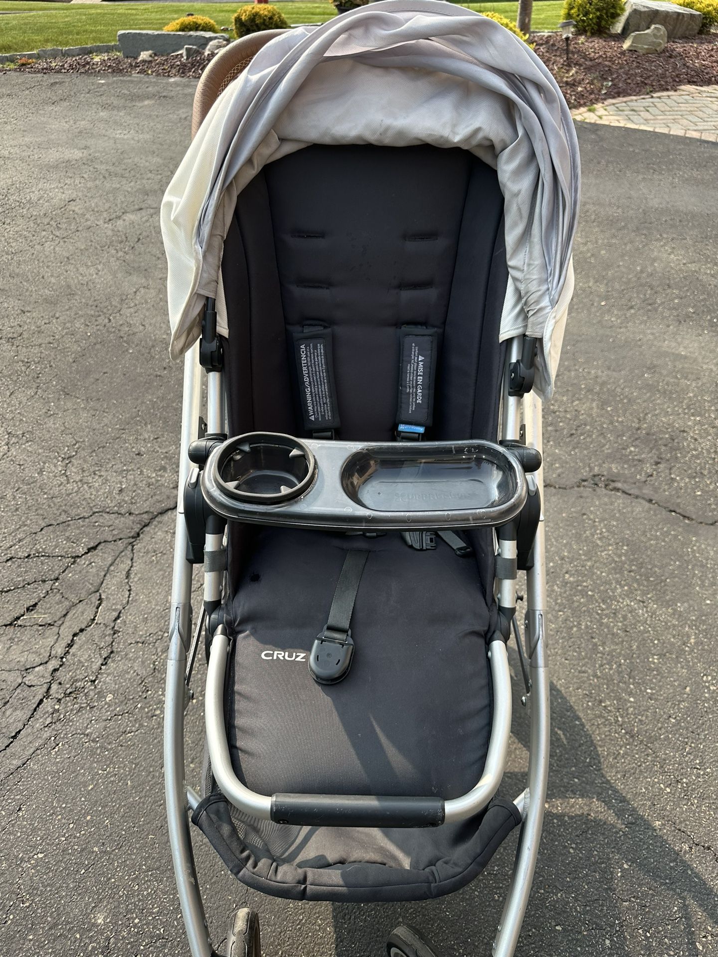 Uppababy Cruz Vista With Snack Tray