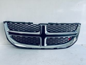 2011-2020 DODGE GRAND CARAVAN FRONT UPPPER GRILLE OEM