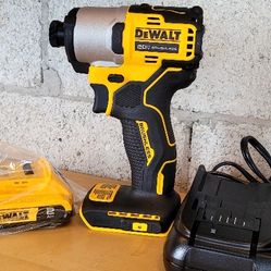 NEW DeWalt 20V MAX* 1/4 in. Brushless Cordless Impact Driver DCF840B