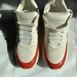 Alexander McQueen 