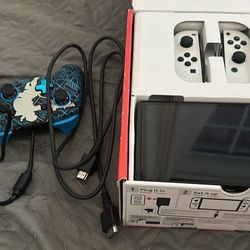Nitendo Oled Full Box Include Console And 4 Card Game.