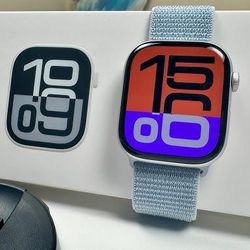 Apple Watch Series 10 46mm GPS With Accessories 