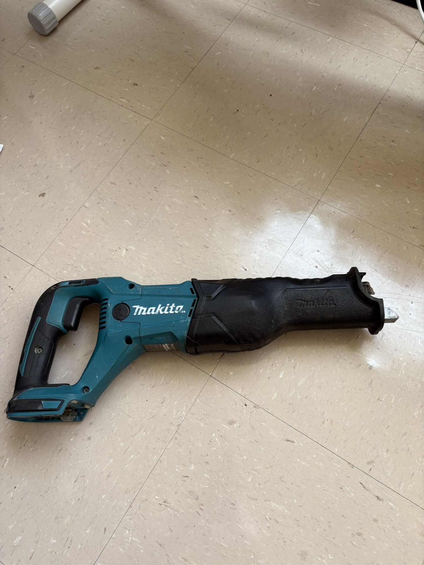 MAKita Sawsaw