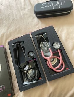 New Stethoscopes With Case