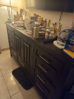 Dresser or Entertainment center