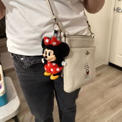 C23 Pokeball Tin 