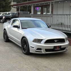 2014 FORD MUSTANG V6