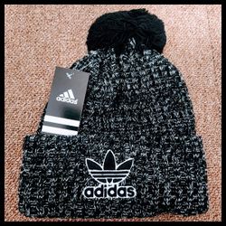 ADIDAS BEANIE HAT. 