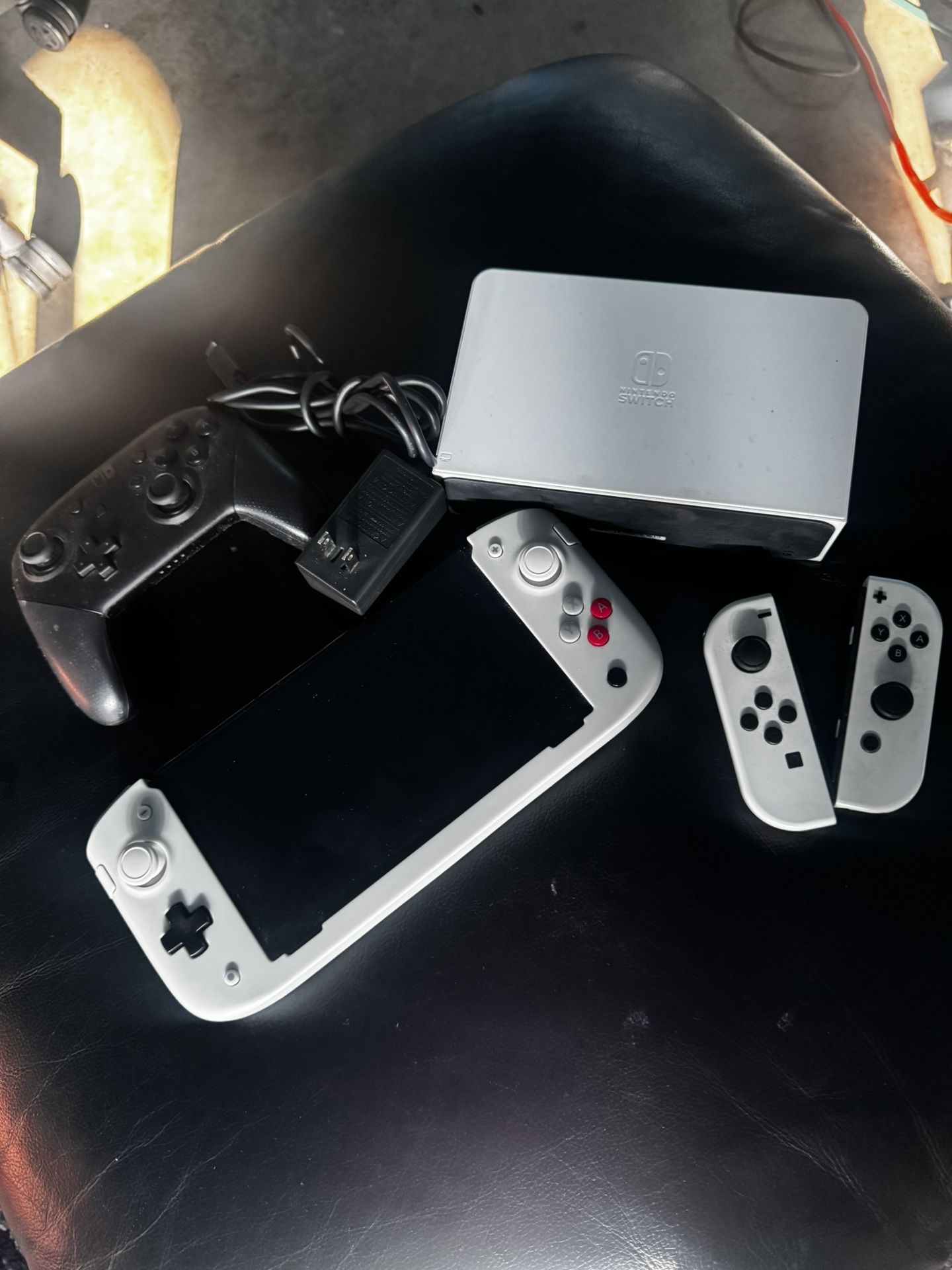 NINTENDO SWITCH OLED !! w/CRKD Nitri Deck(GOOD CONDITION)