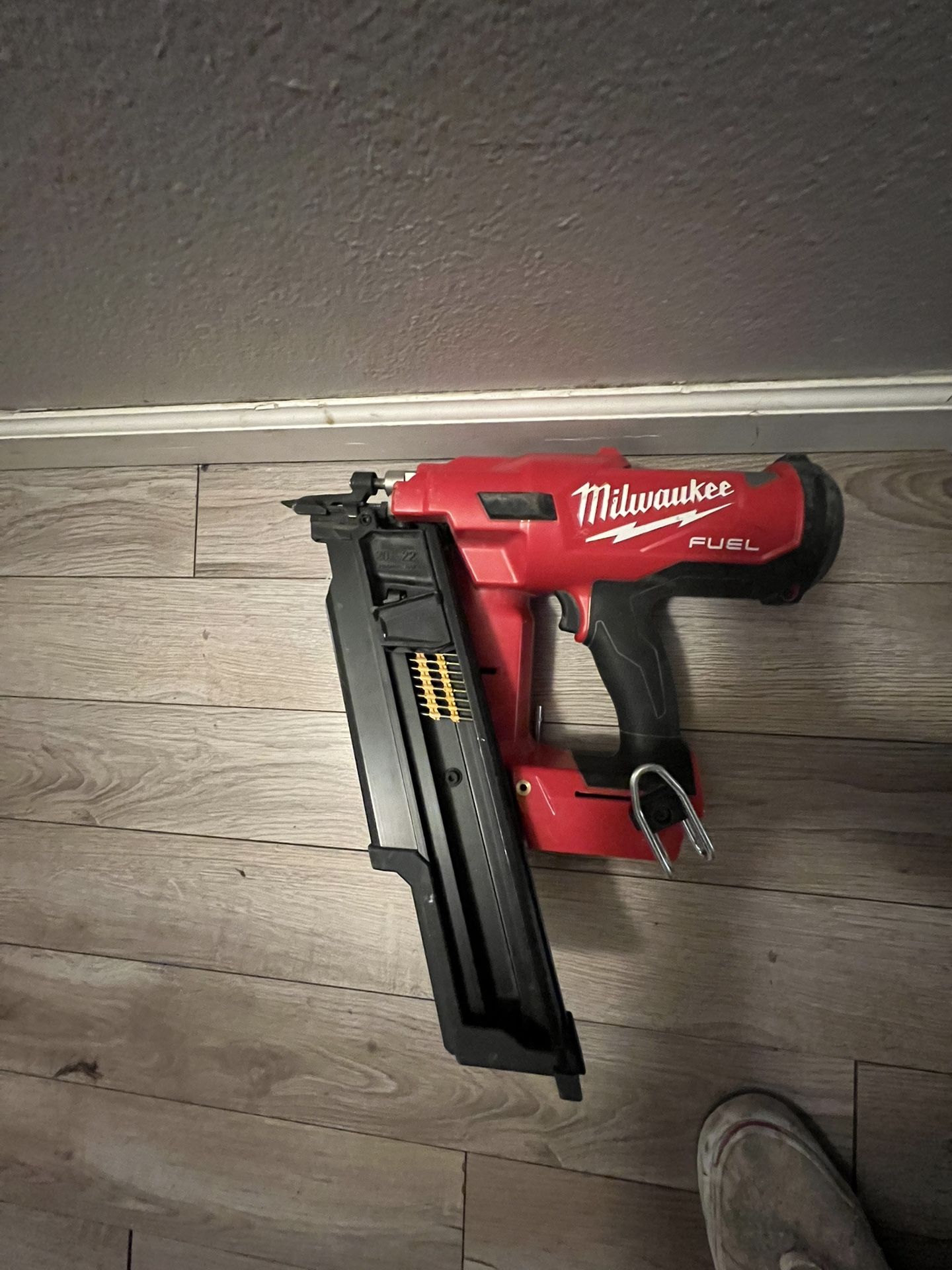 Cordless Milwaukee cordless Framing gun