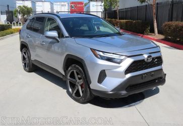 2025 Toyota RAV4 Hybrid