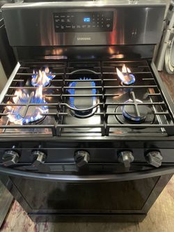 Samsung Black Stainless Steels Gas Stove/ Estufa De Gas Samsung 
