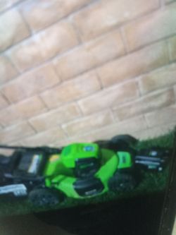 Greenworks  Pro Lawnmover Self propelled V60