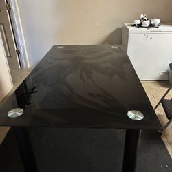 Kitchen Table And Dinning Table 