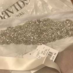 BRAND NEW! NEVER USED Wedding Sash & Tiara