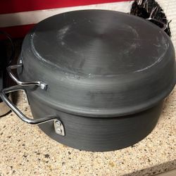 Calphalon Dutch Oven