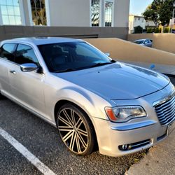2012 Chrysler 300