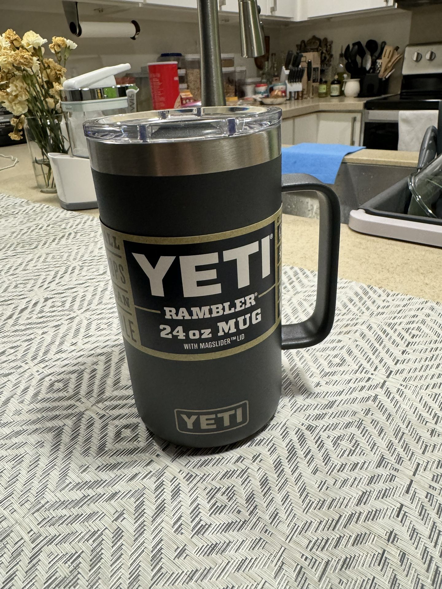 Assorted yetis and tumblers for Sale in Waipahu, HI OfferUp