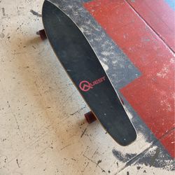 Quest skateboard 
