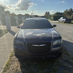 2016 CHRYSLER 300s 