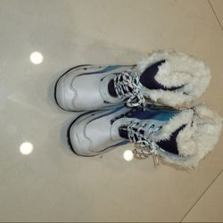 Snow Boots