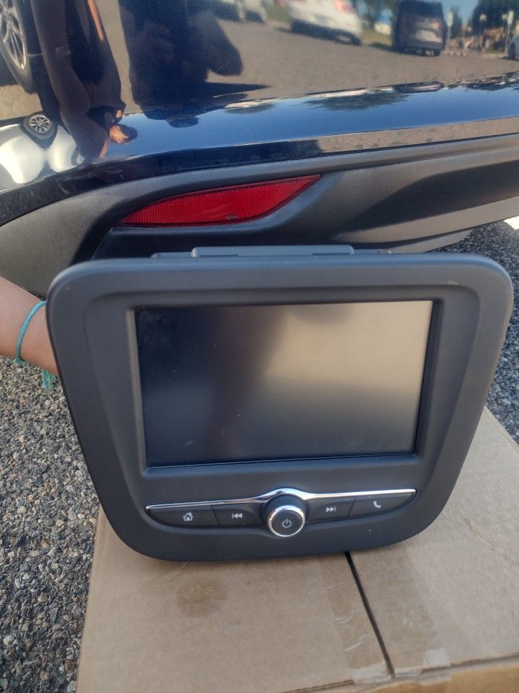 Original Stereo Chevy Malibu We Purchased It For 2017 Did Not Fit Also It's Lock And Don't Have The Money To Pay To Unlock