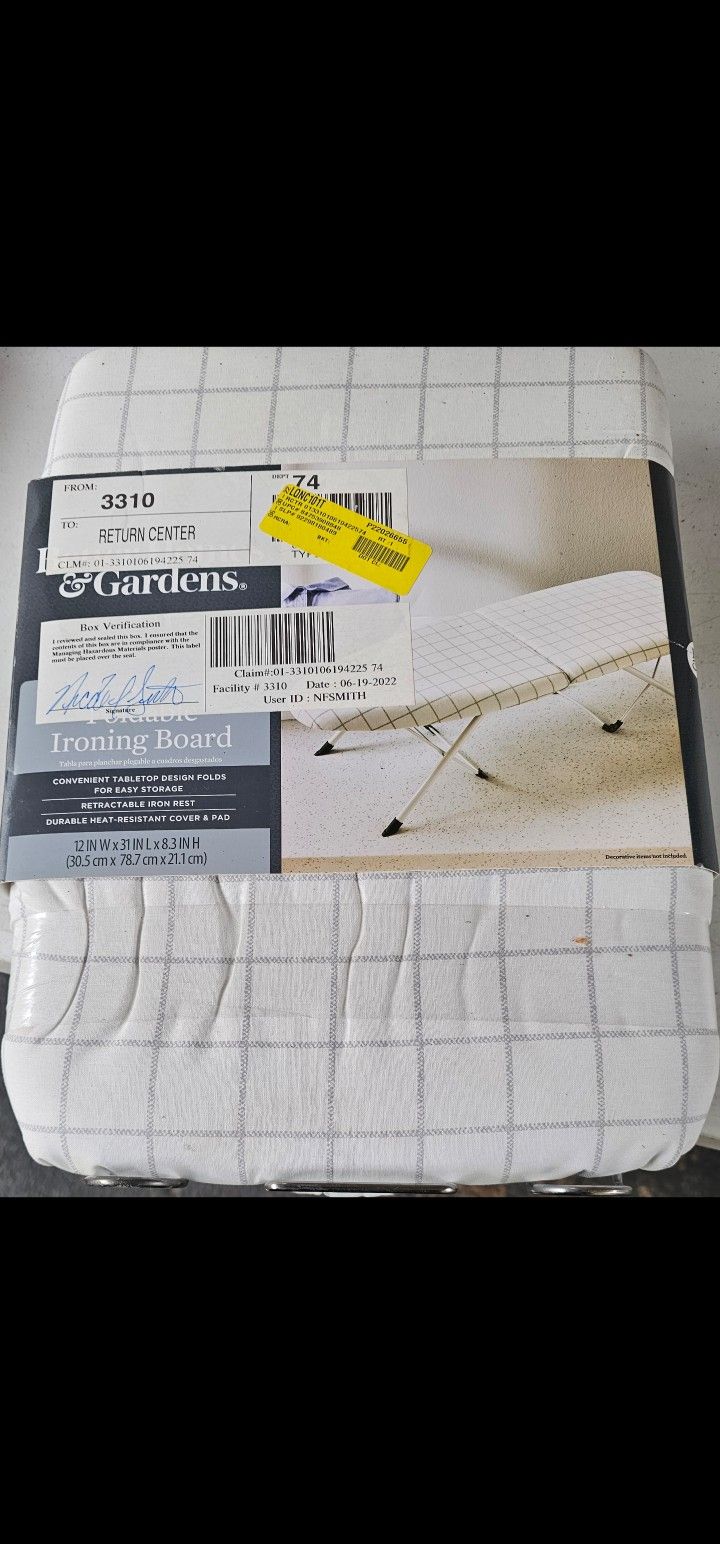 IRONING BOARD