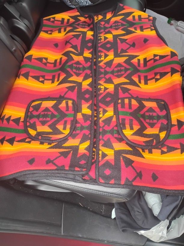 Penadlteton Vest Size Large