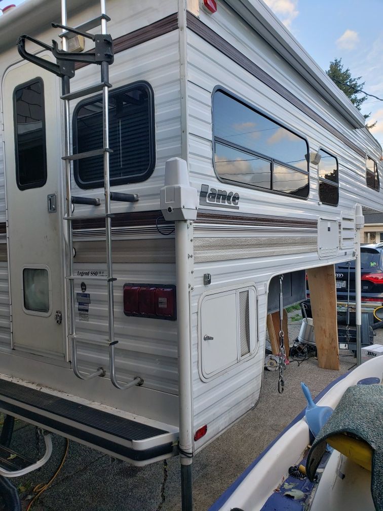 1997 lance legend 880 camper truck camper