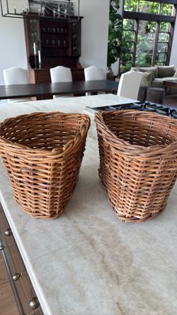 Beach cruiser baskets