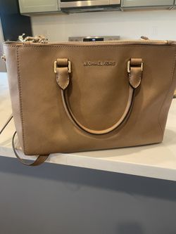 Michael Kors Crossbody