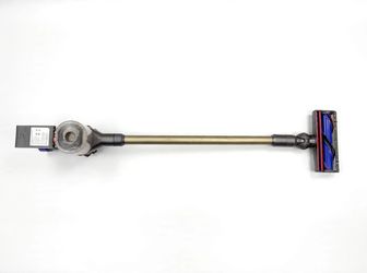 Dyson V8 Cordless Stick Vacuum — New Battery & Filter — Tested Working