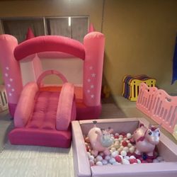 BOUNCY HOUSE AND BALL PIT FOR SALE 